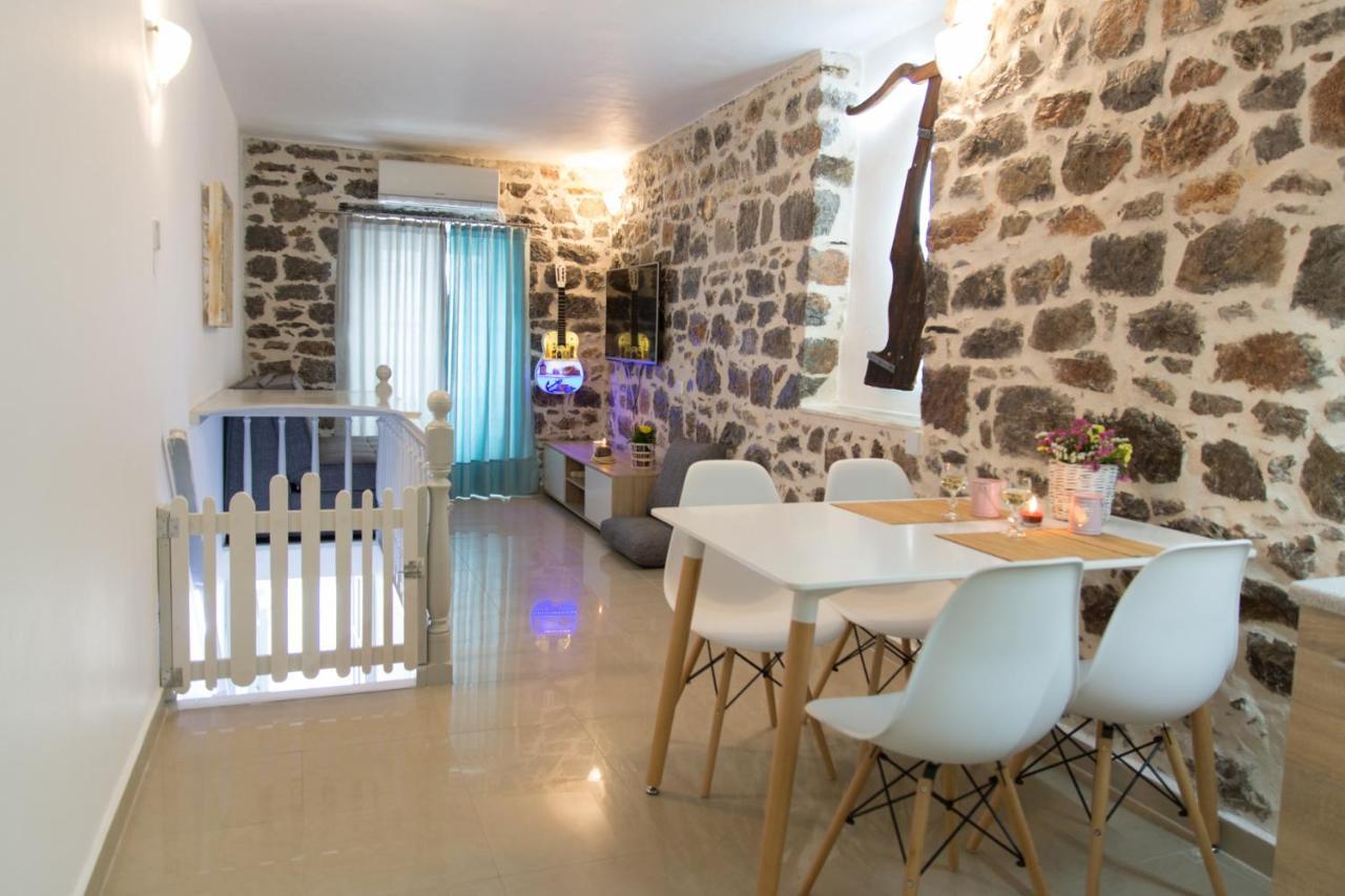 Sokaki House Apartment ไฮดรา ภายนอก รูปภาพ